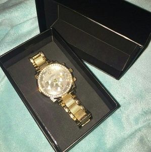 💎Luxary Ashley stainless steel watch